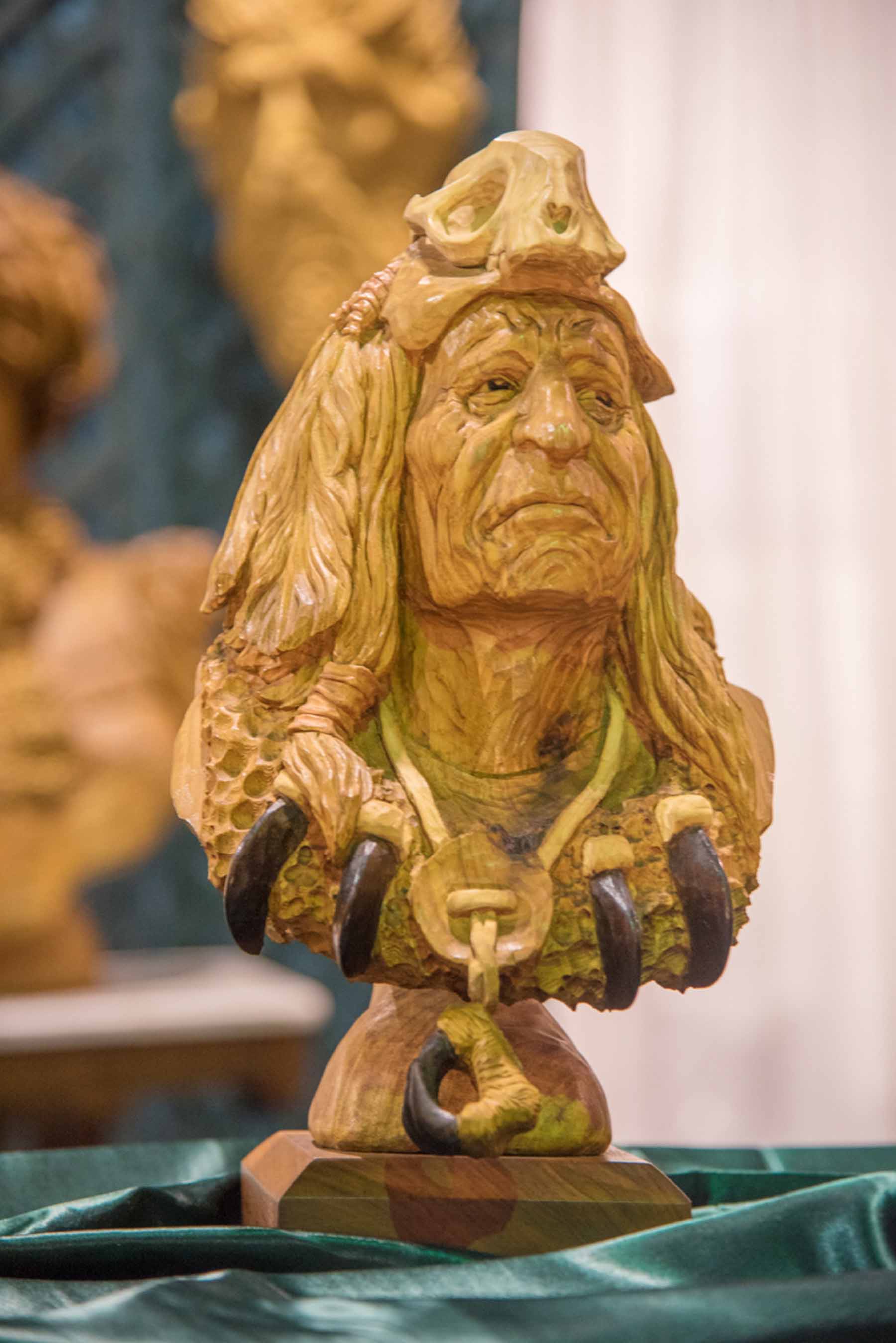 2015 Artistry in Wood, Dayton carving show. Show and candid photos. Feature exhibit with Vic Hood.